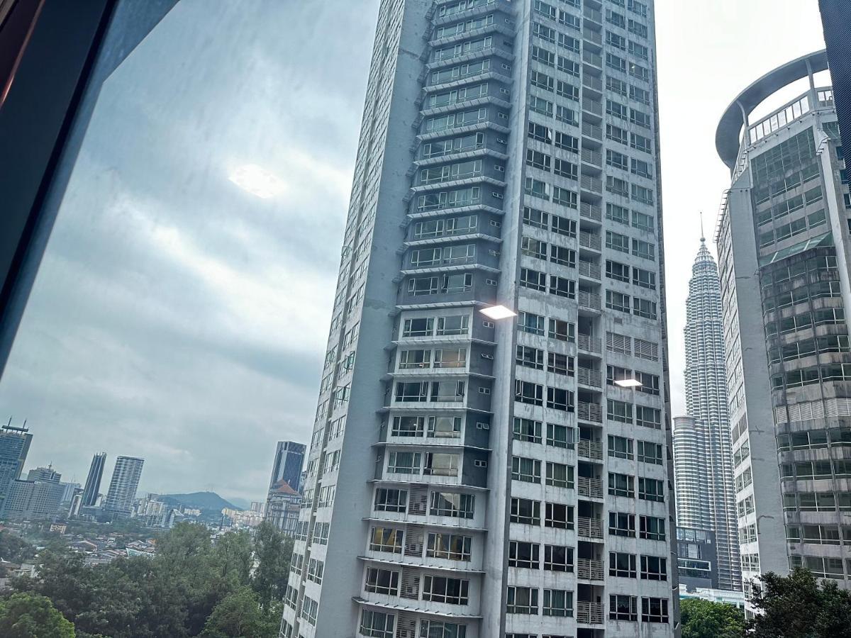Summer Suites Klcc By Purple Orchid Kuala Lumpur Zewnętrze zdjęcie