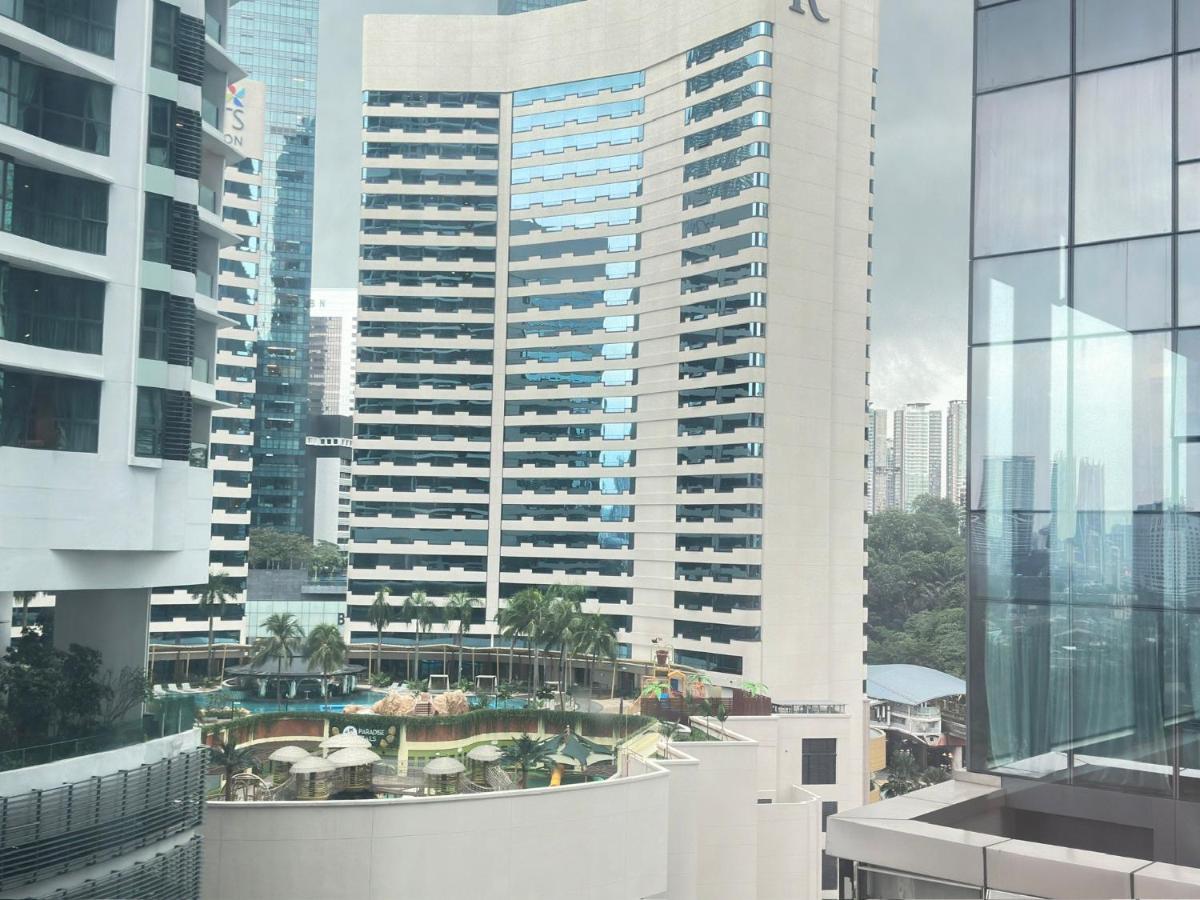 Summer Suites Klcc By Purple Orchid Kuala Lumpur Zewnętrze zdjęcie