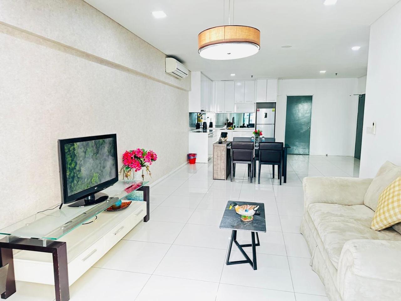 Summer Suites Klcc By Purple Orchid Kuala Lumpur Zewnętrze zdjęcie