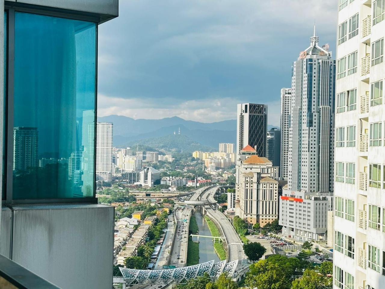 Summer Suites Klcc By Purple Orchid Kuala Lumpur Zewnętrze zdjęcie